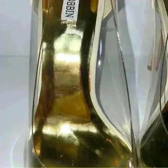 New Cape Robbin with Clear and ivory pointed toe 4.5 Heel Size 9 minor flaws - Picture 3 of 14